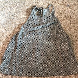 Black and white tank top - patterned